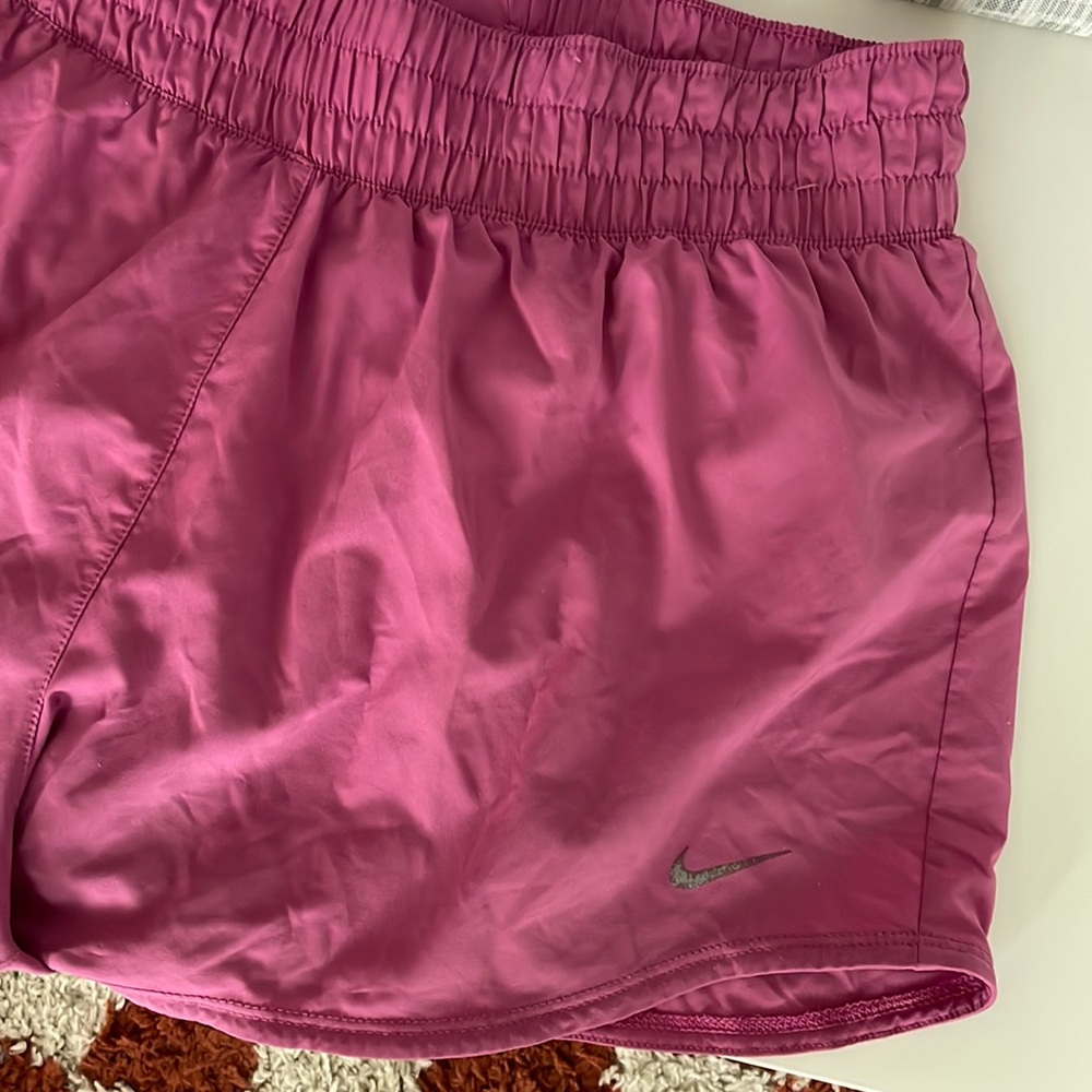 Nike One Women's Dri-FIT Ultra High-Waisted 3" Brief-Lined Shorts